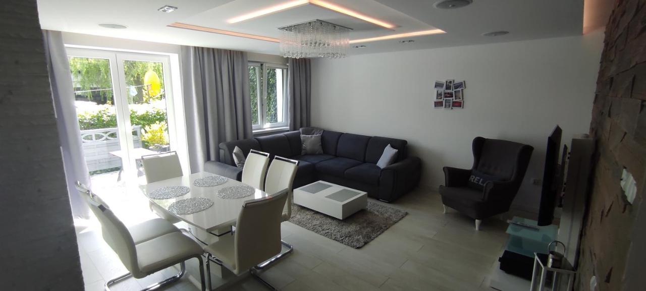 Nad Morzem Dom Apartman Wierzchucino Kültér fotó